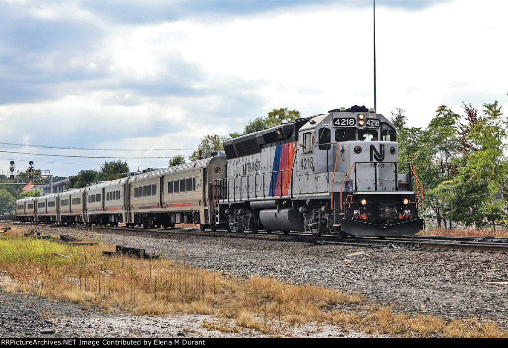 NJT 4218 on train 1115